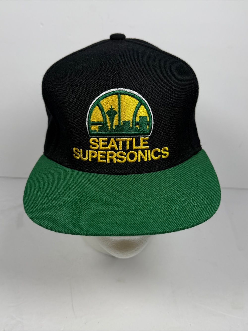 Seattle SuperSonics NBAMen’s Mitchell & Ness Core Basic Snapback Hat